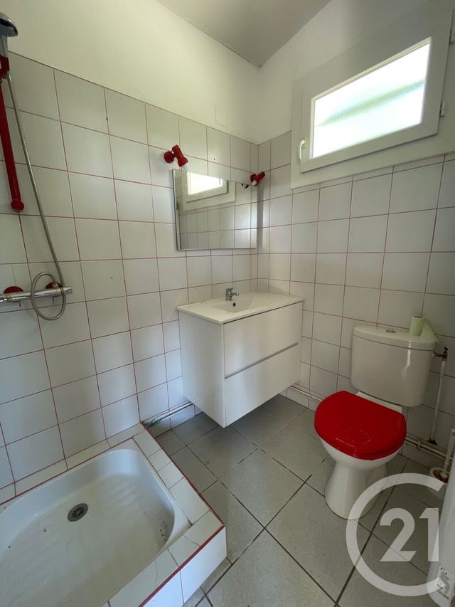 maison à vendre - 3 pièces - 59.8 m2 - GUITRES - 33 - AQUITAINE - Century 21 G&B Immobilier