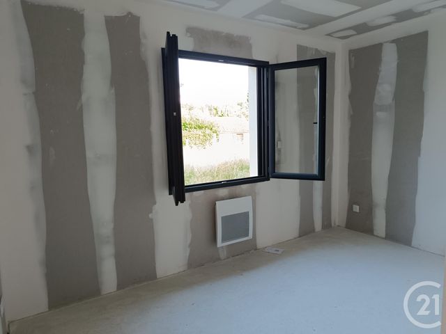 maison à vendre - 6 pièces - 110.0 m2 - ST AIGULIN - 17 - POITOU-CHARENTES - Century 21 G&B Immobilier