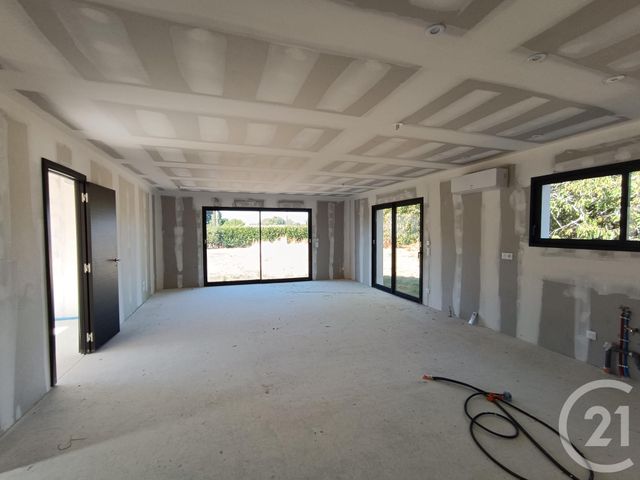 maison à vendre - 6 pièces - 110.0 m2 - ST AIGULIN - 17 - POITOU-CHARENTES - Century 21 G&B Immobilier