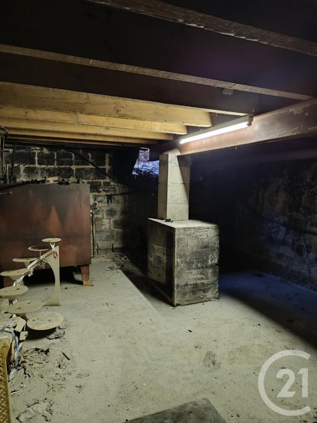 maison à vendre - 5 pièces - 133.16 m2 - MONTENDRE - 17 - POITOU-CHARENTES - Century 21 G&B Immobilier