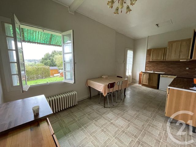 maison à vendre - 4 pièces - 116.68 m2 - MONTGUYON - 17 - POITOU-CHARENTES - Century 21 G&B Immobilier