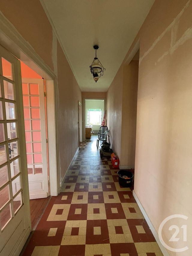 maison à vendre - 4 pièces - 116.68 m2 - MONTGUYON - 17 - POITOU-CHARENTES - Century 21 G&B Immobilier