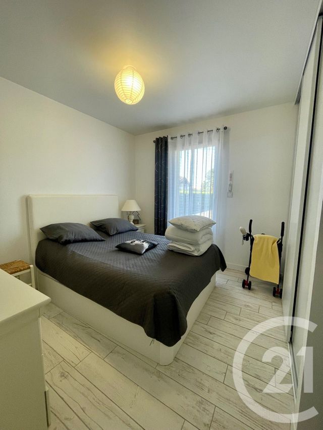 maison à vendre - 5 pièces - 110.0 m2 - ST MEDARD DE GUIZIERES - 33 - AQUITAINE - Century 21 G&B Immobilier