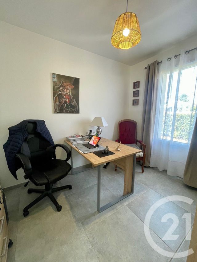 maison à vendre - 5 pièces - 110.0 m2 - ST MEDARD DE GUIZIERES - 33 - AQUITAINE - Century 21 G&B Immobilier