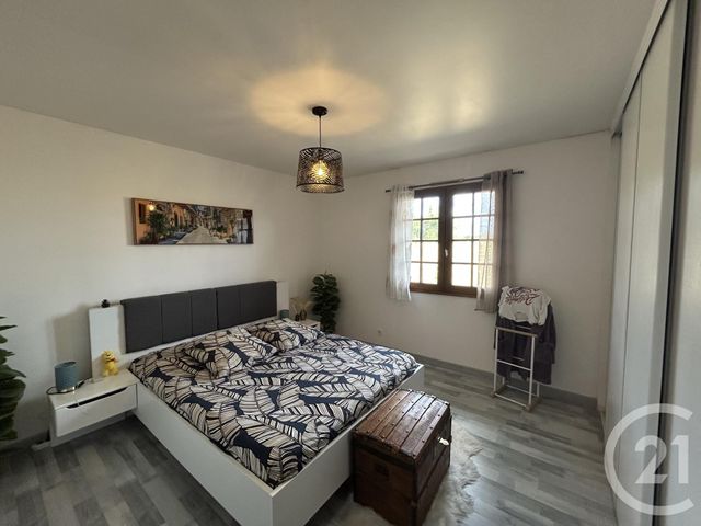 maison à vendre - 6 pièces - 205.04 m2 - LES EGLISOTTES ET CHALAURES - 33 - AQUITAINE - Century 21 G&B Immobilier