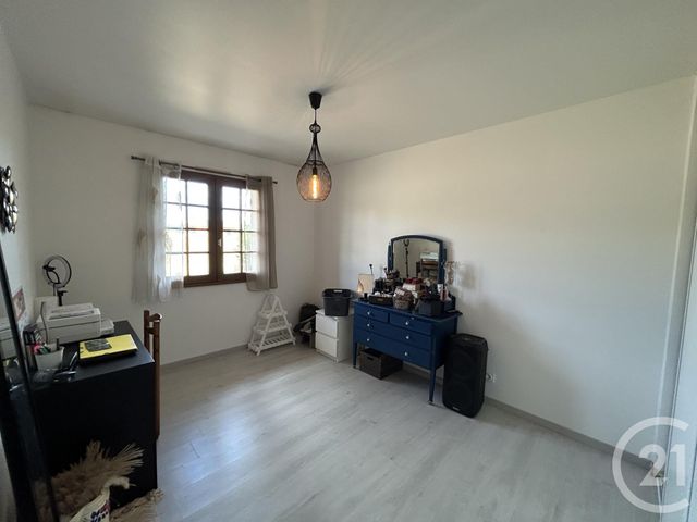 maison à vendre - 6 pièces - 205.04 m2 - LES EGLISOTTES ET CHALAURES - 33 - AQUITAINE - Century 21 G&B Immobilier