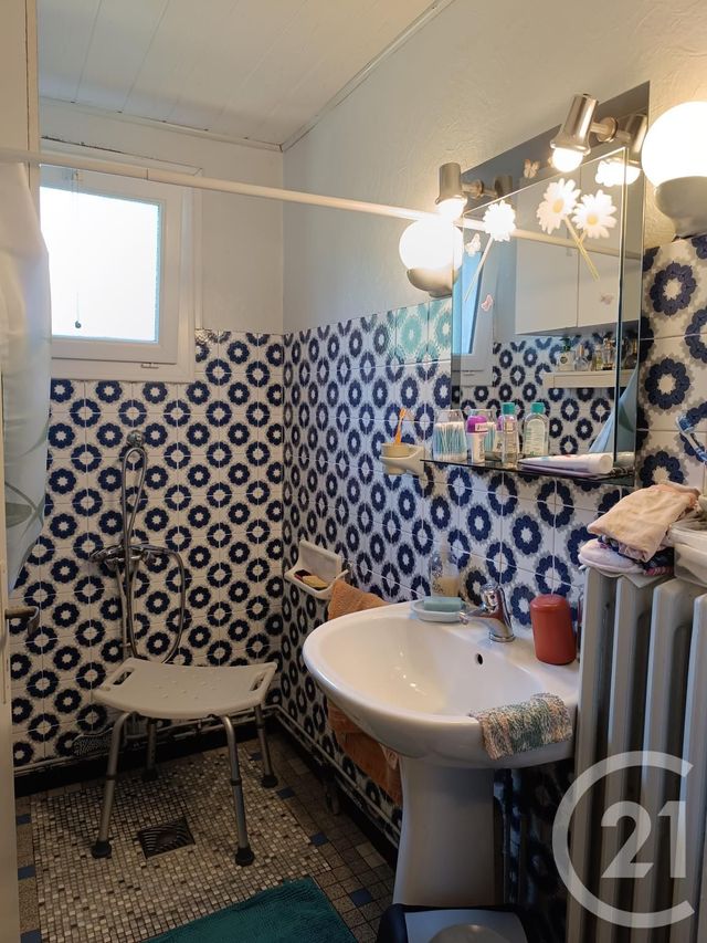 maison à vendre - 6 pièces - 106.69 m2 - CERCOUX - 17 - POITOU-CHARENTES - Century 21 G&B Immobilier