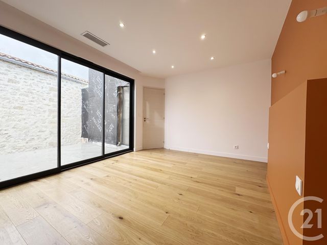 maison à vendre - 5 pièces - 120.7 m2 - PUISSEGUIN - 33 - AQUITAINE - Century 21 G&B Immobilier