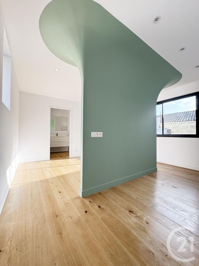 maison à vendre - 5 pièces - 120.7 m2 - PUISSEGUIN - 33 - AQUITAINE - Century 21 G&B Immobilier