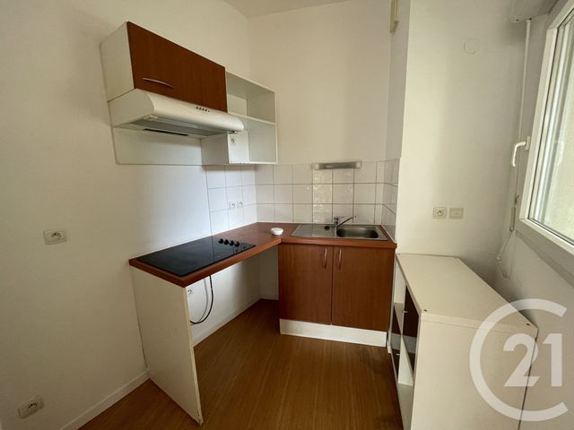 Appartement F3 à vendre - 3 pièces - 57.79 m2 - ST SEURIN SUR L ISLE - 33 - AQUITAINE - Century 21 G&B Immobilier