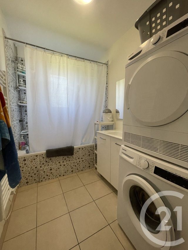 maison à vendre - 5 pièces - 106.44 m2 - CLERAC - 17 - POITOU-CHARENTES - Century 21 G&B Immobilier