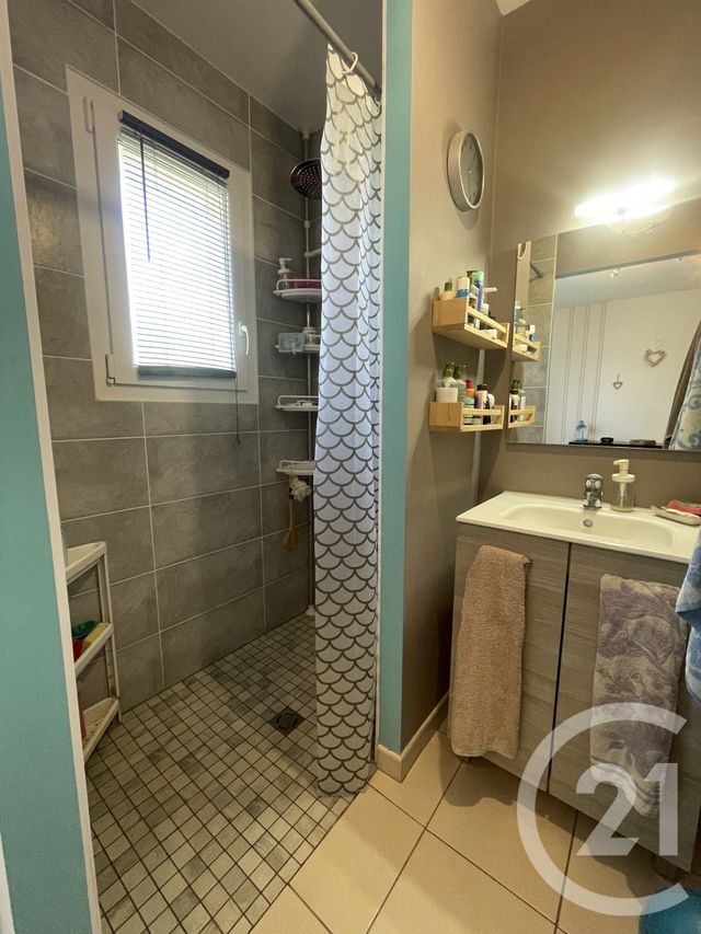 maison à vendre - 5 pièces - 106.44 m2 - CLERAC - 17 - POITOU-CHARENTES - Century 21 G&B Immobilier