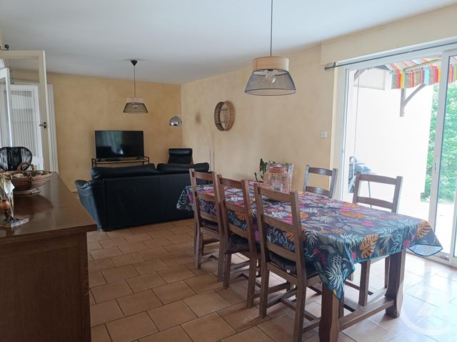 Afficher la photo en grand maison à vendre - 8 pièces - 210.71 m2 - LES PEINTURES - 33 - AQUITAINE - Century 21 G&B Immobilier