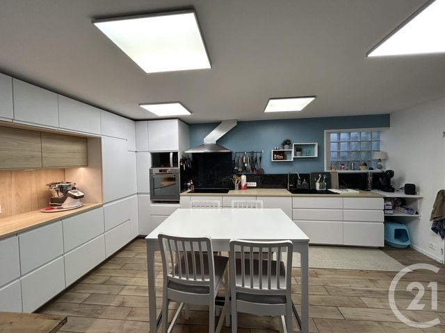 maison à vendre - 6 pièces - 134.14 m2 - LES ARTIGUES DE LUSSAC - 33 - AQUITAINE - Century 21 G&B Immobilier