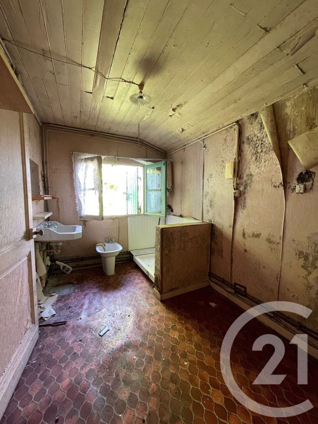 Afficher la photo en grand maison à vendre - 2 pièces - 49.02 m2 - LES EGLISOTTES ET CHALAURES - 33 - AQUITAINE - Century 21 G&B Immobilier