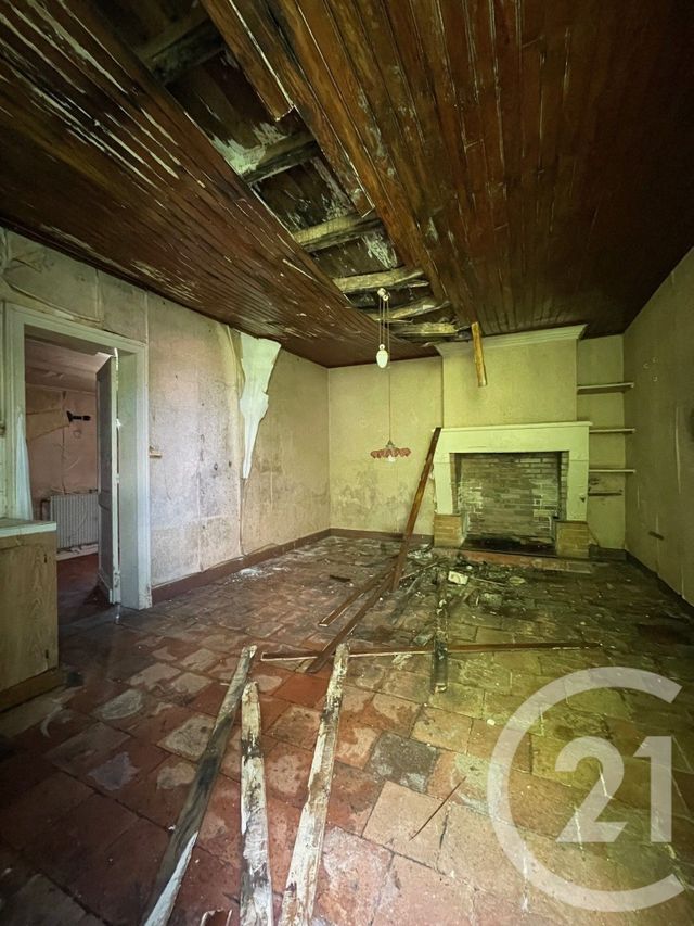 maison à vendre - 2 pièces - 49.02 m2 - LES EGLISOTTES ET CHALAURES - 33 - AQUITAINE - Century 21 G&B Immobilier