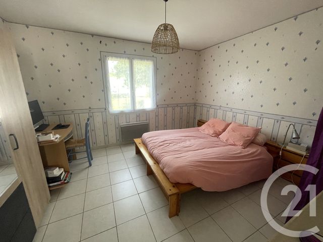 maison à vendre - 4 pièces - 94.0 m2 - ST SEURIN SUR L ISLE - 33 - AQUITAINE - Century 21 G&B Immobilier