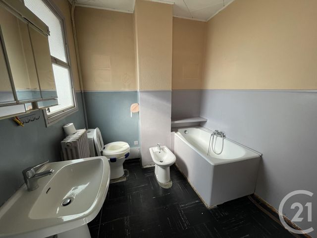 maison à vendre - 6 pièces - 123.09 m2 - GUITRES - 33 - AQUITAINE - Century 21 G&B Immobilier