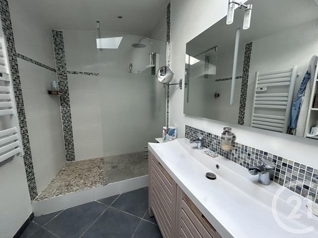 maison à vendre - 8 pièces - 210.8 m2 - COUTRAS - 33 - AQUITAINE - Century 21 G&B Immobilier