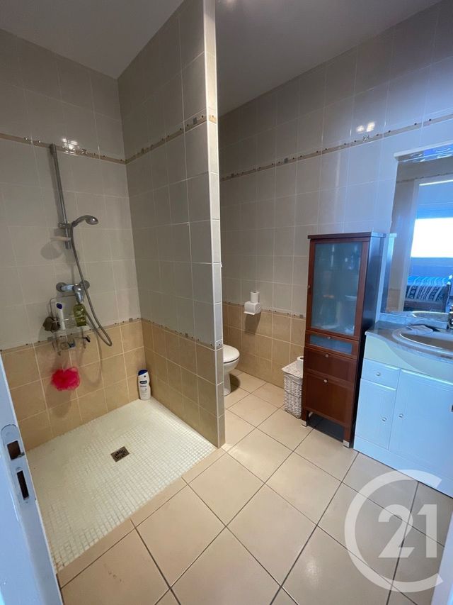 Afficher la photo en grand maison à vendre - 8 pièces - 248.0 m2 - LES EGLISOTTES ET CHALAURES - 33 - AQUITAINE - Century 21 G&B Immobilier