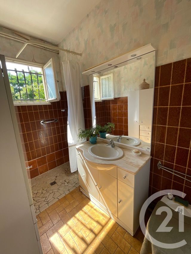 Afficher la photo en grand maison à vendre - 8 pièces - 248.0 m2 - LES EGLISOTTES ET CHALAURES - 33 - AQUITAINE - Century 21 G&B Immobilier