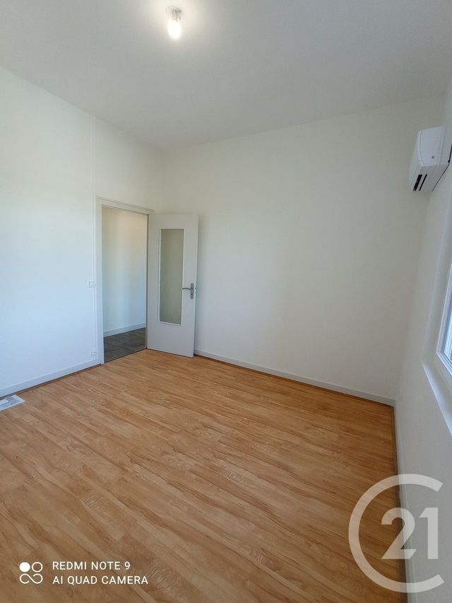 Appartement à louer - 3 pièces - 68.45 m2 - COUTRAS - 33 - AQUITAINE - Century 21 G&B Immobilier