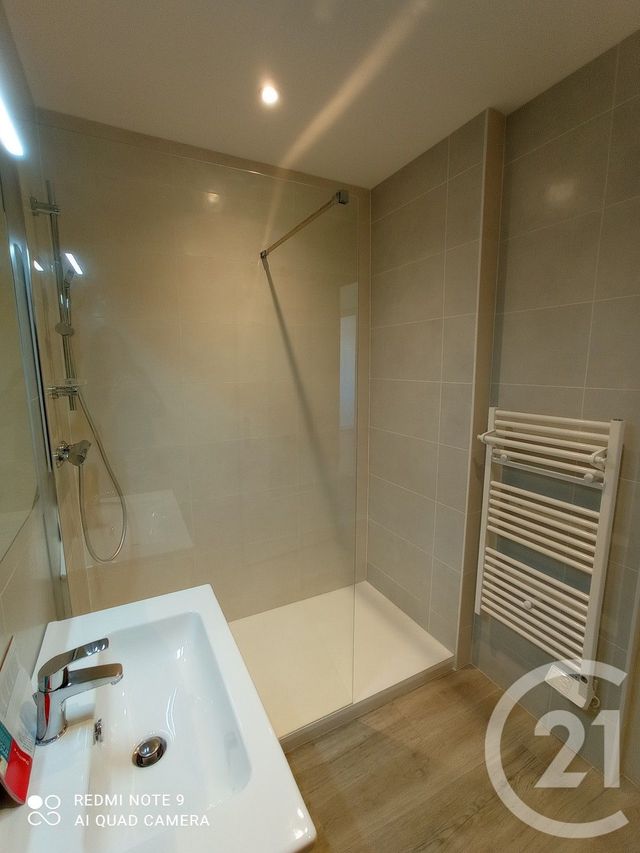 Appartement à louer - 3 pièces - 68.45 m2 - COUTRAS - 33 - AQUITAINE - Century 21 G&B Immobilier