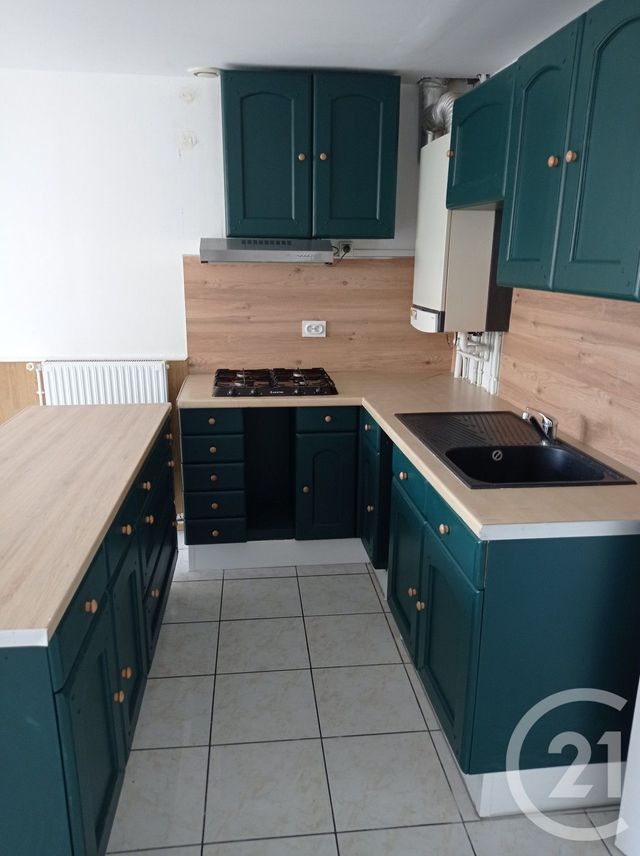 Appartement F2 à louer - 2 pièces - 41.0 m2 - COUTRAS - 33 - AQUITAINE - Century 21 G&B Immobilier