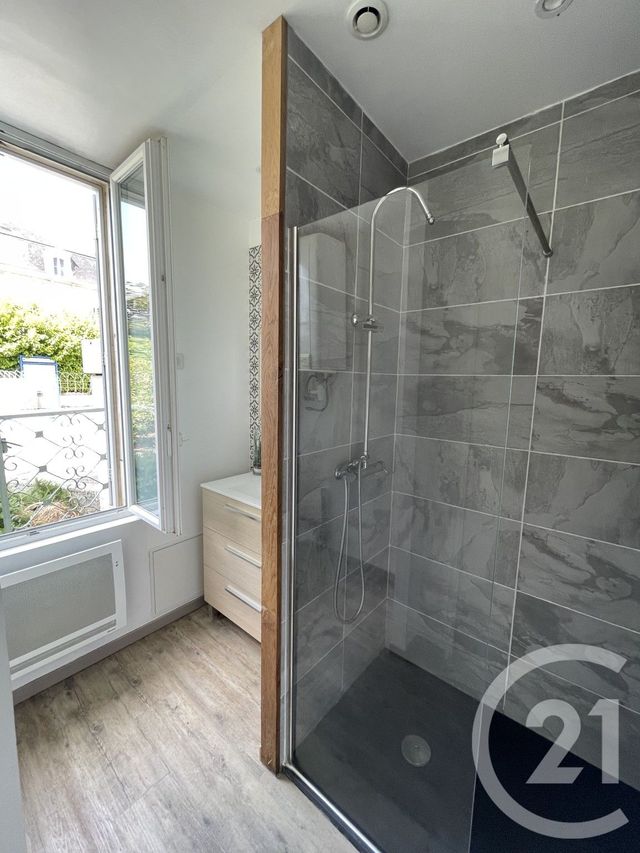 maison à vendre - 5 pièces - 84.32 m2 - SABLONS - 33 - AQUITAINE - Century 21 G&B Immobilier