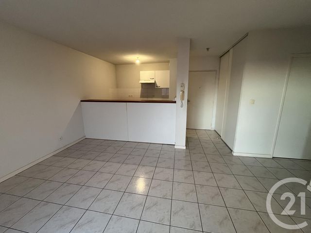 Appartement T2 à louer COUTRAS