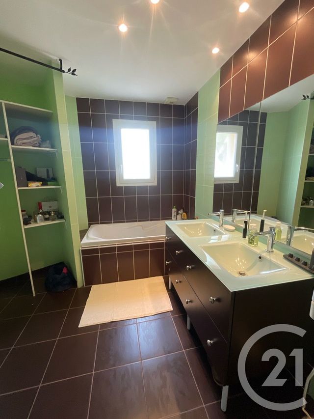 maison à vendre - 4 pièces - 101.12 m2 - ST DENIS DE PILE - 33 - AQUITAINE - Century 21 G&B Immobilier