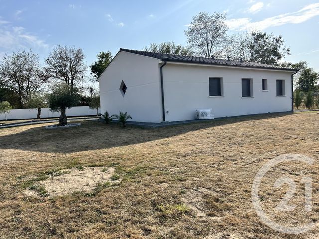 maison à vendre - 4 pièces - 90.61 m2 - ST PIERRE DU PALAIS - 17 - POITOU-CHARENTES - Century 21 G&B Immobilier