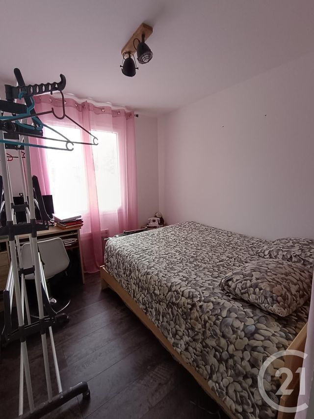 Afficher la photo en grand maison à vendre - 5 pièces - 81.01 m2 - GUITRES - 33 - AQUITAINE - Century 21 G&B Immobilier