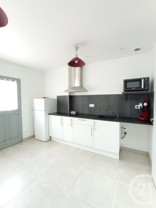 Afficher la photo en grand Appartement Studio à louer - 1 pièce - 21.26 m2 - ABZAC - 33 - AQUITAINE - Century 21 G&B Immobilier