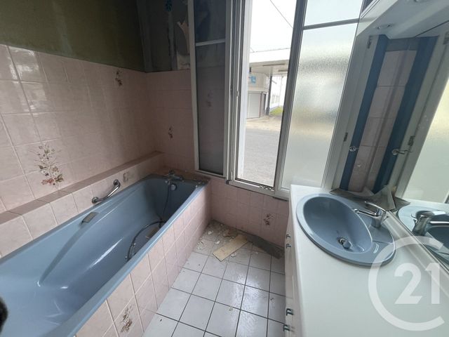 maison à vendre - 7 pièces - 166.0 m2 - COUTRAS - 33 - AQUITAINE - Century 21 G&B Immobilier