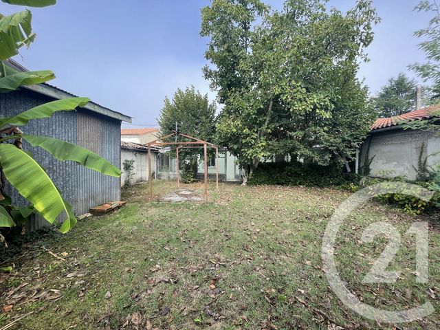 maison à vendre - 7 pièces - 166.0 m2 - COUTRAS - 33 - AQUITAINE - Century 21 G&B Immobilier