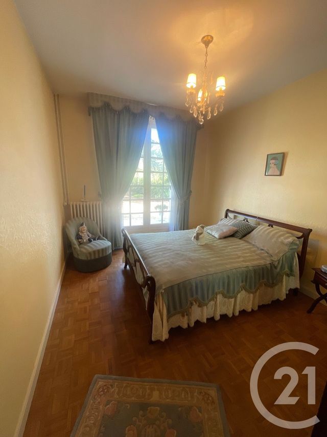 maison à vendre - 5 pièces - 134.46 m2 - ST MEDARD DE GUIZIERES - 33 - AQUITAINE - Century 21 G&B Immobilier