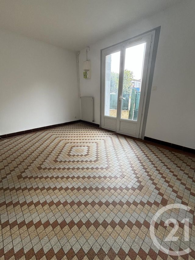 maison à louer - 3 pièces - 69.89 m2 - CAMPS SUR L ISLE - 33 - AQUITAINE - Century 21 G&B Immobilier