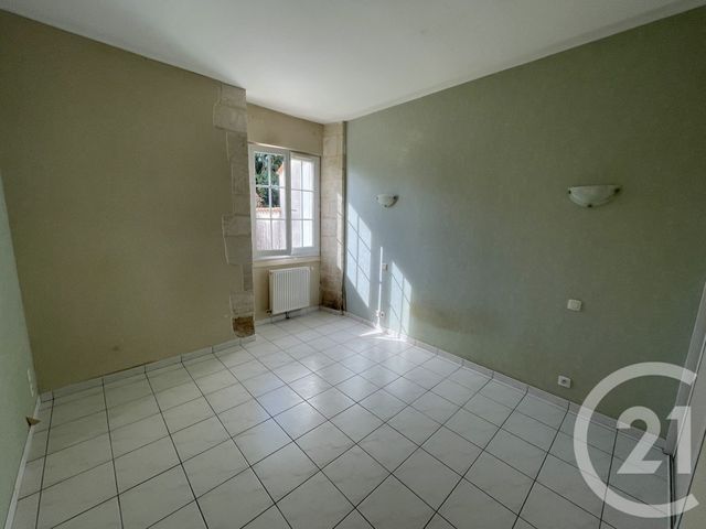 maison à vendre - 5 pièces - 93.16 m2 - MONTGUYON - 17 - POITOU-CHARENTES - Century 21 G&B Immobilier
