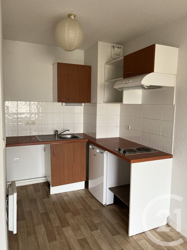 Appartement T2 à vendre - 2 pièces - 42.58 m2 - ST SEURIN SUR L ISLE - 33 - AQUITAINE - Century 21 G&B Immobilier