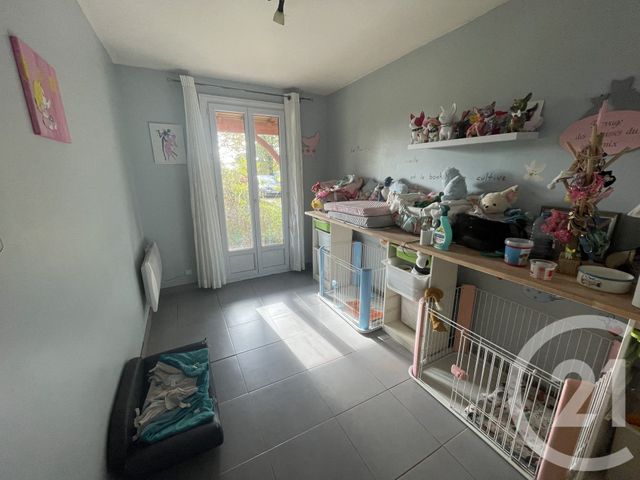 maison à vendre - 8 pièces - 144.0 m2 - LES EGLISOTTES ET CHALAURES - 33 - AQUITAINE - Century 21 G&B Immobilier