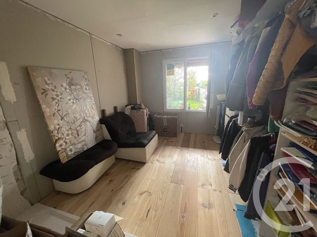 maison à vendre - 8 pièces - 144.0 m2 - LES EGLISOTTES ET CHALAURES - 33 - AQUITAINE - Century 21 G&B Immobilier