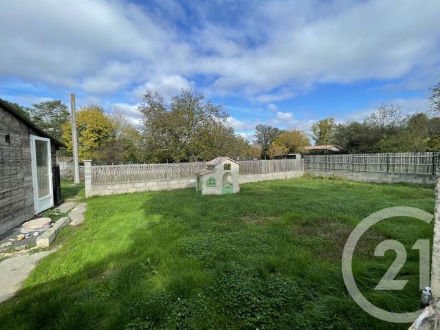 maison à vendre - 8 pièces - 144.0 m2 - LES EGLISOTTES ET CHALAURES - 33 - AQUITAINE - Century 21 G&B Immobilier