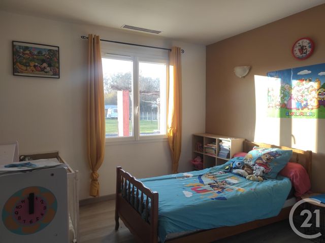 maison à vendre - 7 pièces - 130.0 m2 - ST SEURIN SUR L ISLE - 33 - AQUITAINE - Century 21 G&B Immobilier