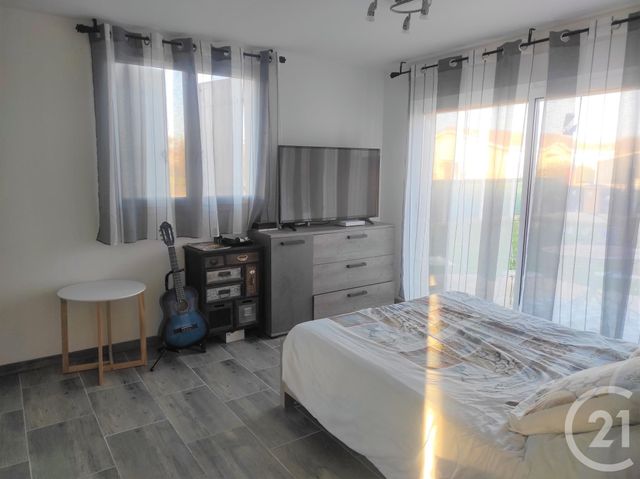 maison à vendre - 7 pièces - 130.0 m2 - ST SEURIN SUR L ISLE - 33 - AQUITAINE - Century 21 G&B Immobilier