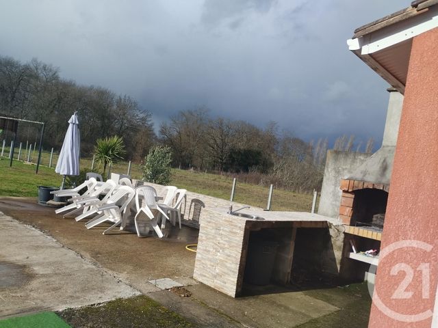 maison à vendre - 7 pièces - 130.0 m2 - ST SEURIN SUR L ISLE - 33 - AQUITAINE - Century 21 G&B Immobilier