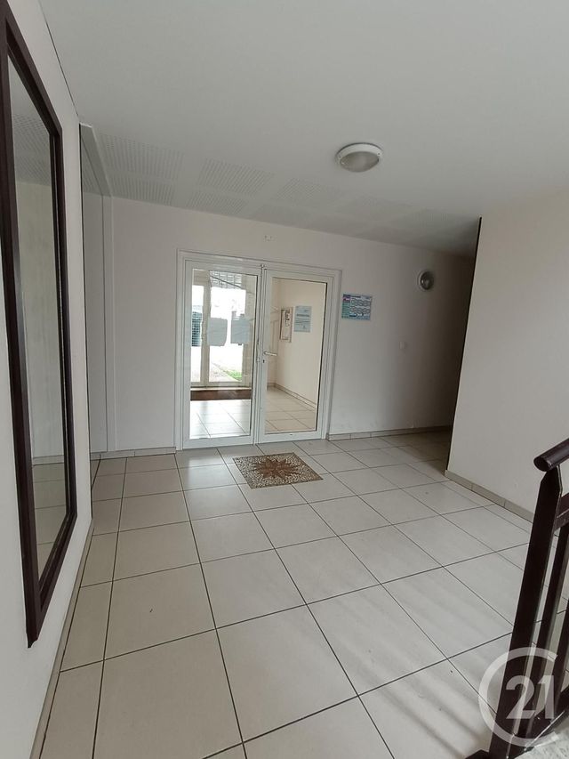 Appartement à vendre - 2 pièces - 42.35 m2 - COUTRAS - 33 - AQUITAINE - Century 21 G&B Immobilier