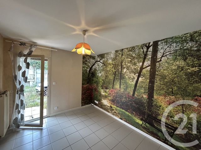 maison à vendre - 6 pièces - 147.58 m2 - LES EGLISOTTES ET CHALAURES - 33 - AQUITAINE - Century 21 G&B Immobilier