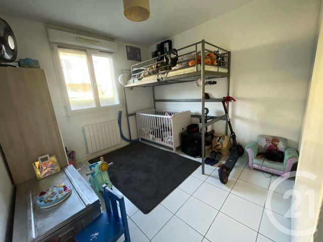 Appartement F3 à vendre - 3 pièces - 58.0 m2 - CAVIGNAC - 33 - AQUITAINE - Century 21 G&B Immobilier