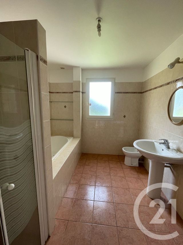 maison à vendre - 6 pièces - 188.0 m2 - LES PEINTURES - 33 - AQUITAINE - Century 21 G&B Immobilier